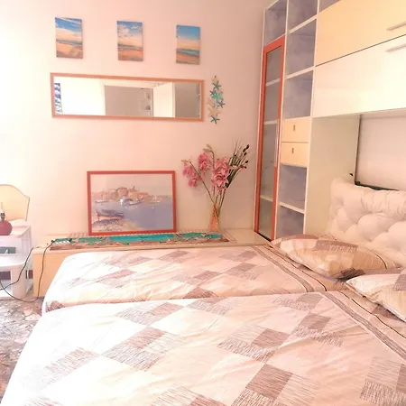 Alassio Vacanze 住宿加早餐酒店 *