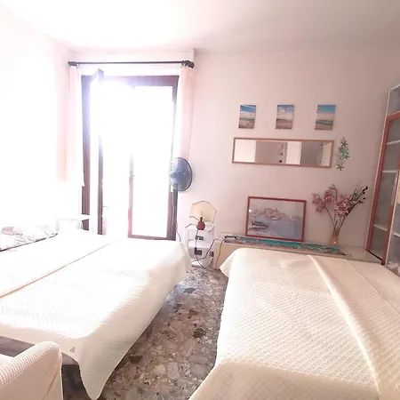 Alassio Vacanze * 阿拉西奥
