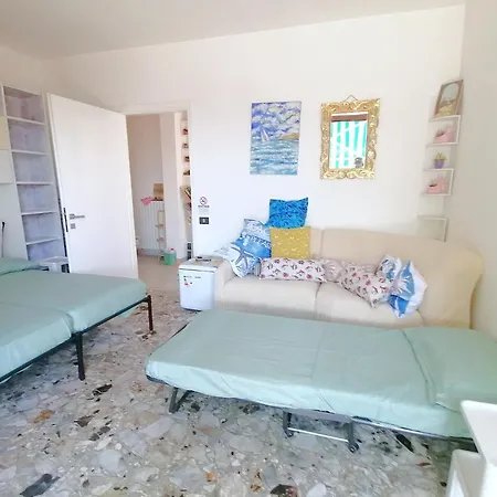Alassio Vacanze 阿拉西奥